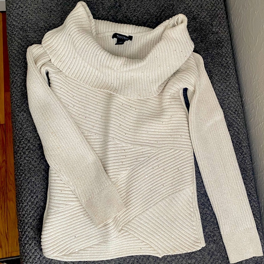 White House Black Market wide shoulder sweater
